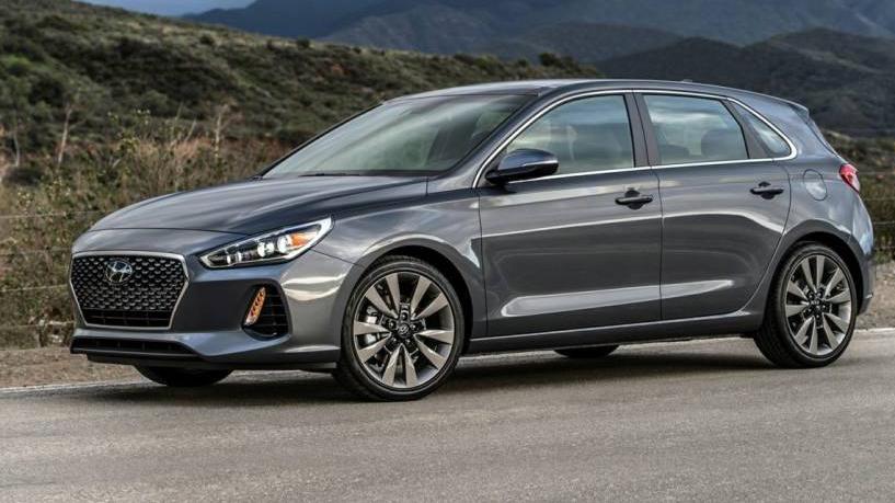 HYUNDAI ELANTRA GT 2019 KMHH35LE2KU107041 image